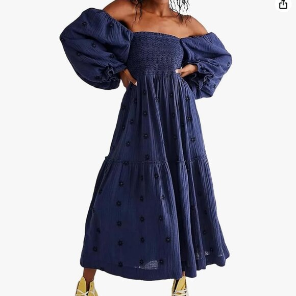 Dresses & Skirts - Floral Embroidered Maxi Bohemian Flowy Dress Size Large